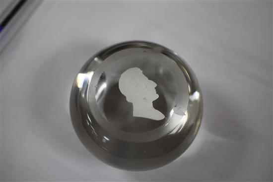 A Duke of Wellington sulphide portrait paperweight, 8.5cm